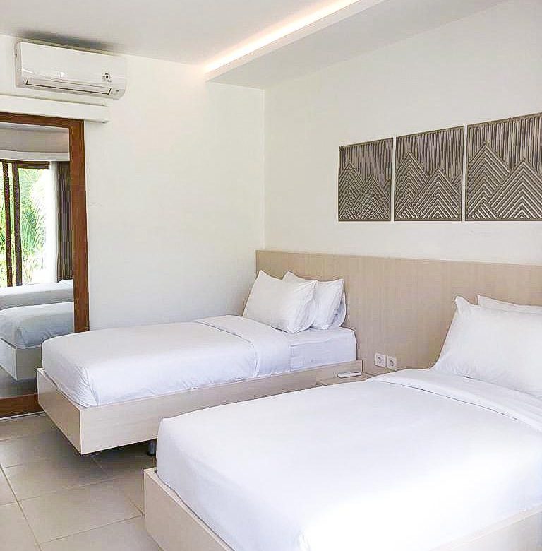 WhatsApp Image 2025 06 08 at 23.22.09